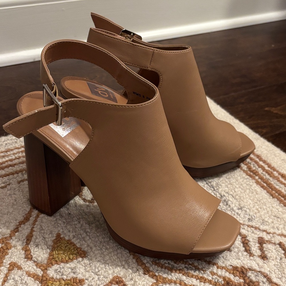 🤎DV Dolce Vita Tan Pepper Slingback Platform Sandals